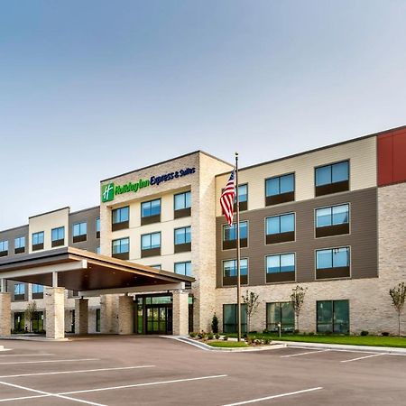 Holiday Inn Express & Suites - Milwaukee West Allis By Ihg מראה חיצוני תמונה